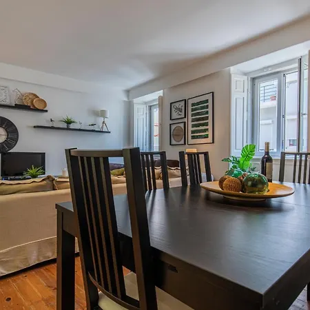 32 -Lovely 2 Bedroom Apt In Principe Real Lisbon Exterior photo